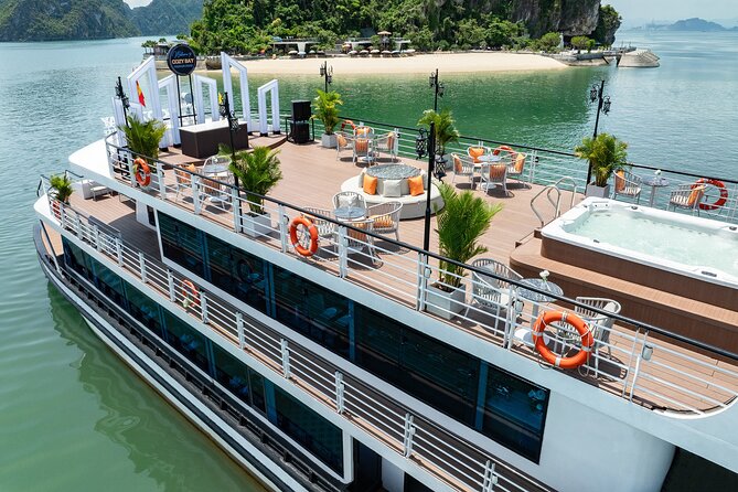Cozy Bay Premium 5-Star Cruise – 1-Day Tour